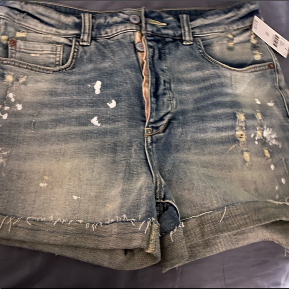 Anthropologie light faded blue Jean shorts. - Picture 2 of 6